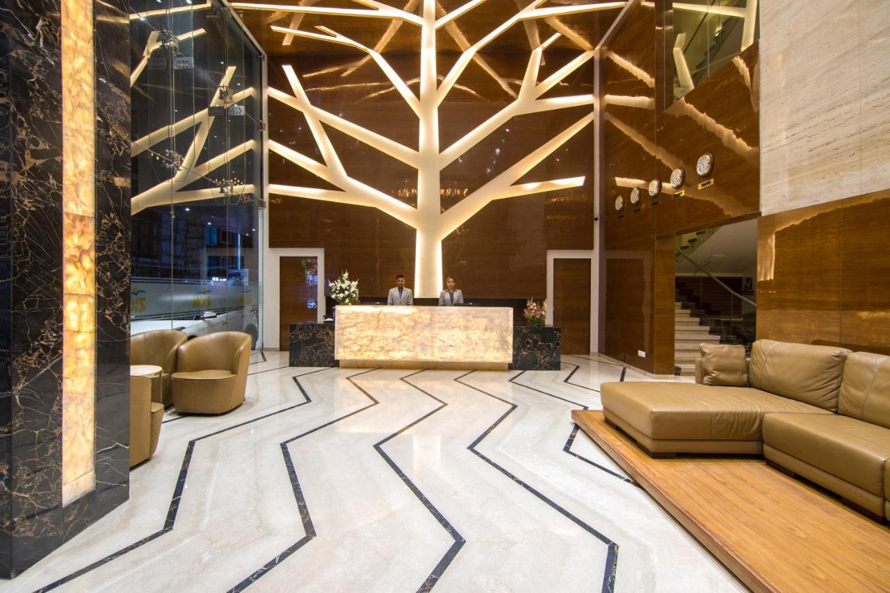 Zion - A Luxurious Hotel Bangalore Exterior foto