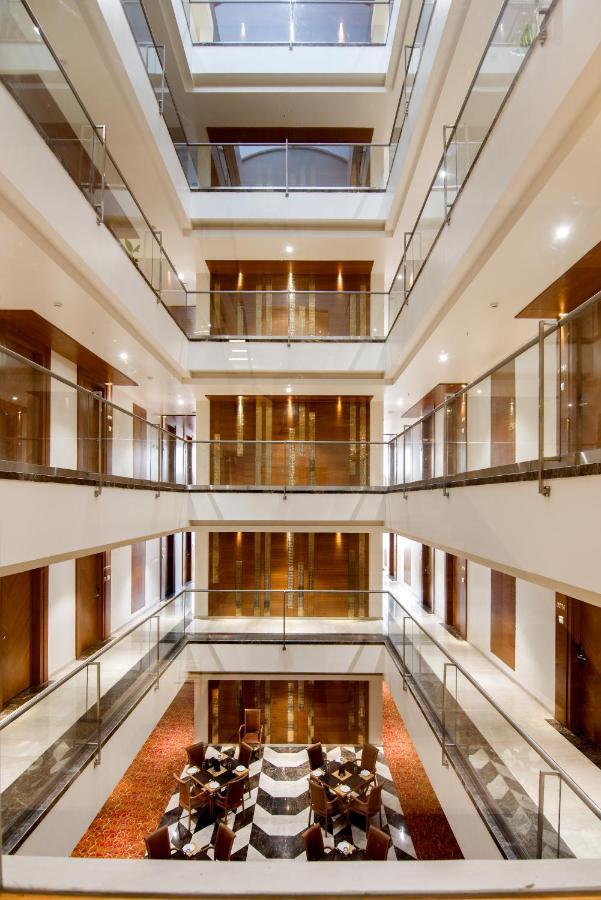 Zion - A Luxurious Hotel Bangalore Exterior foto