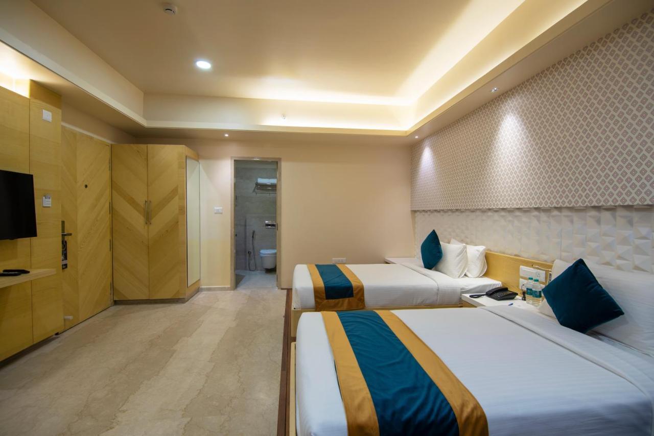 Zion - A Luxurious Hotel Bangalore Exterior foto